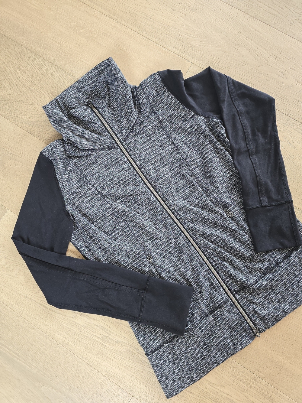 Lululemom Daily Yoga Jacket - Size 8/10